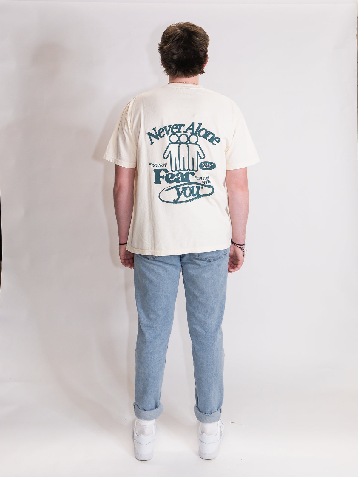 NEVER ALONE TEE