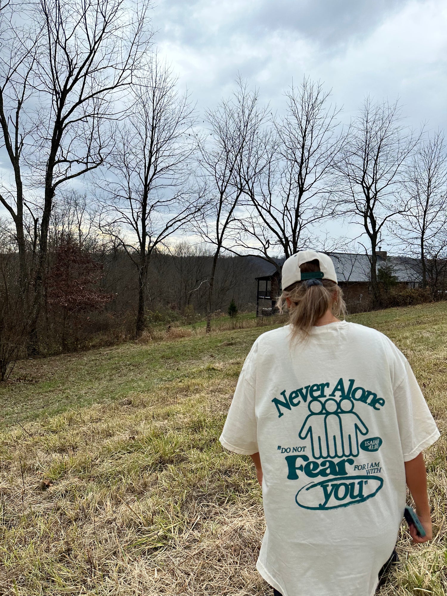 NEVER ALONE TEE